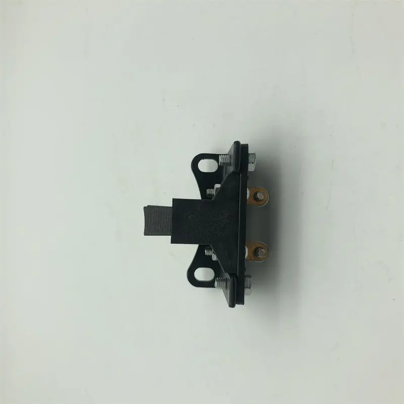 G3102-02110 Carbon Bursh Fits For Kubota Generator 8Kva D722 Lowboy Gl7000 Honda E Gx630 1