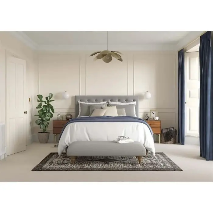 Dulux Heritage Matt Emulsion - Candle Cream 3
