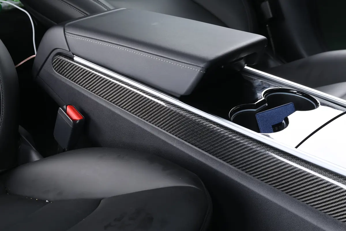 Dynacarbon™ 2 Pcs Carbon Fiber Center Console Side Panel Kit For Tesla Model 3/Y 2017-2020 1
