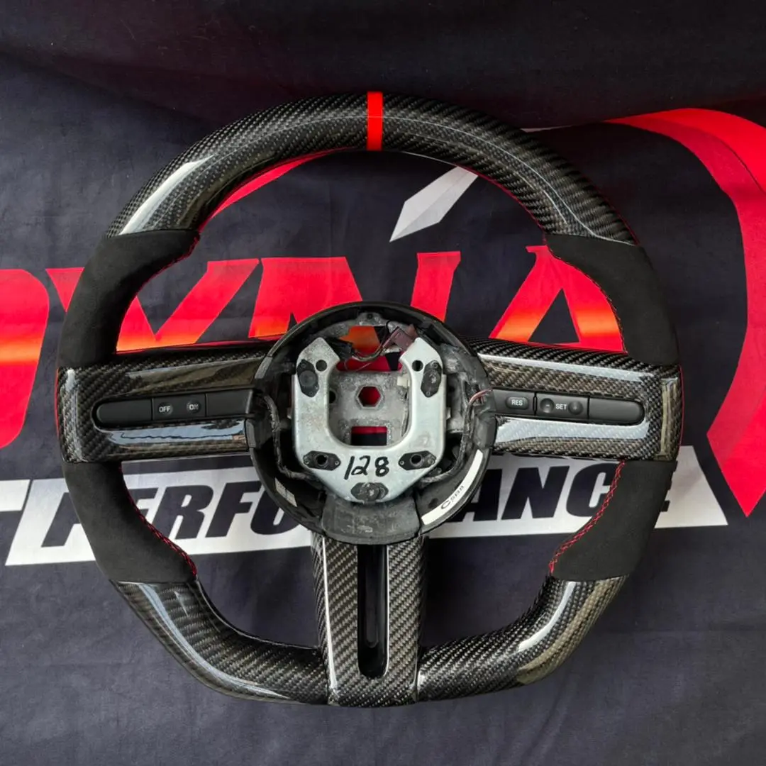2005-2009 Ford Mustang Steering Wheel (Button Surround Trims Not Included) 1