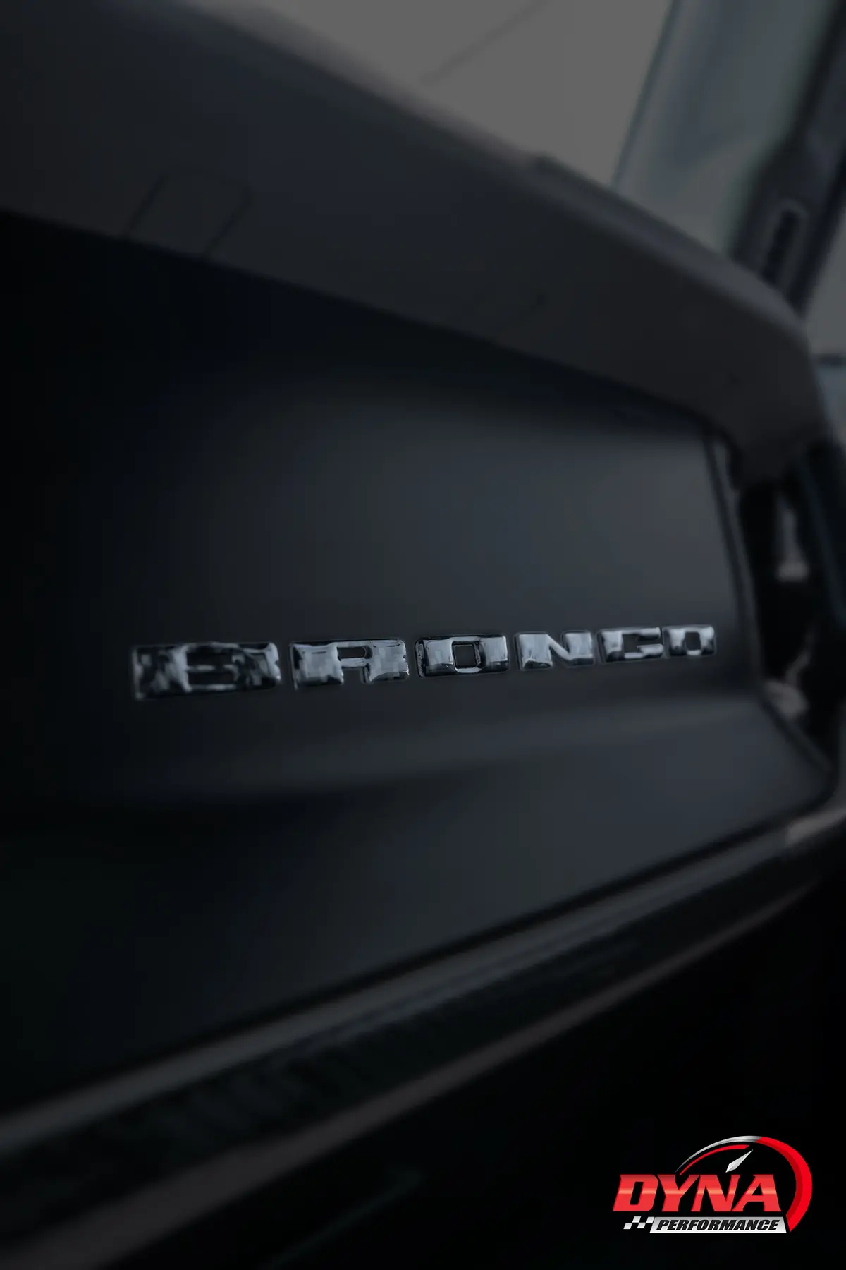 Dynacarbon™️ Carbon Fiber Dash Letters For Ford Bronco 2021-2024 1