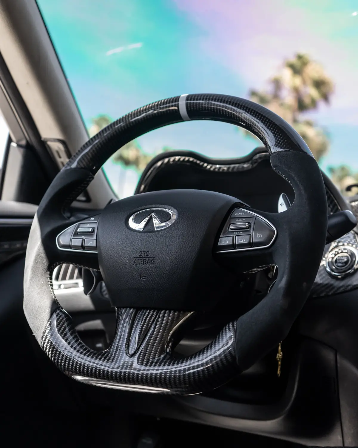 2014-2017 Infiniti Q50 Steering Wheel 1