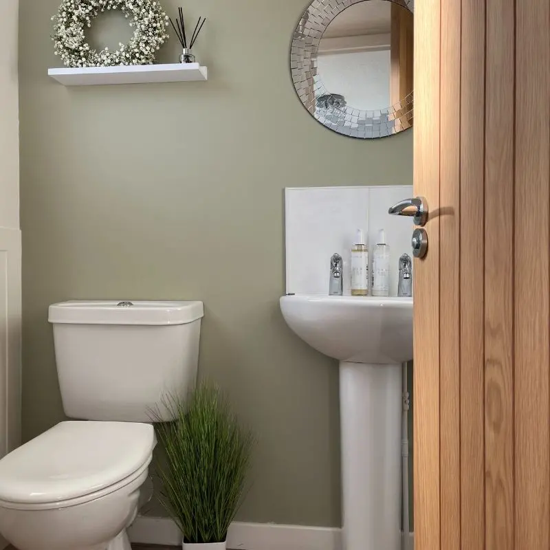 Dco Influencer Collection @Jillyshumblehome - Powder Room 3