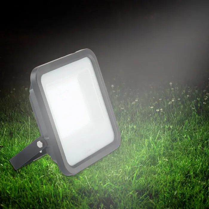 Inventaa Fabra Eco Led Flood Light For Outdoor Garden And Playground With 1 Year Replacement Warranty 1