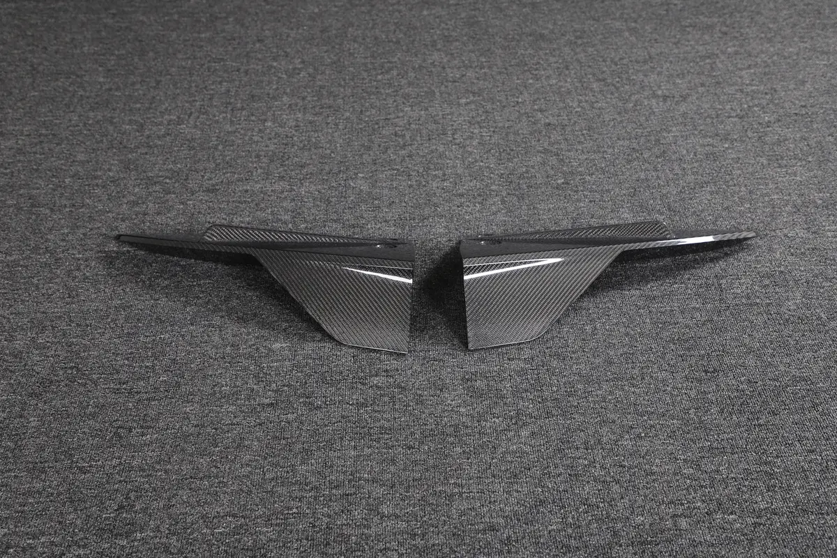 Dynacarbon™️ Carbon Rear Bumper Diffuser Splitters For Tesla Model S Plaid 2021-2023 1