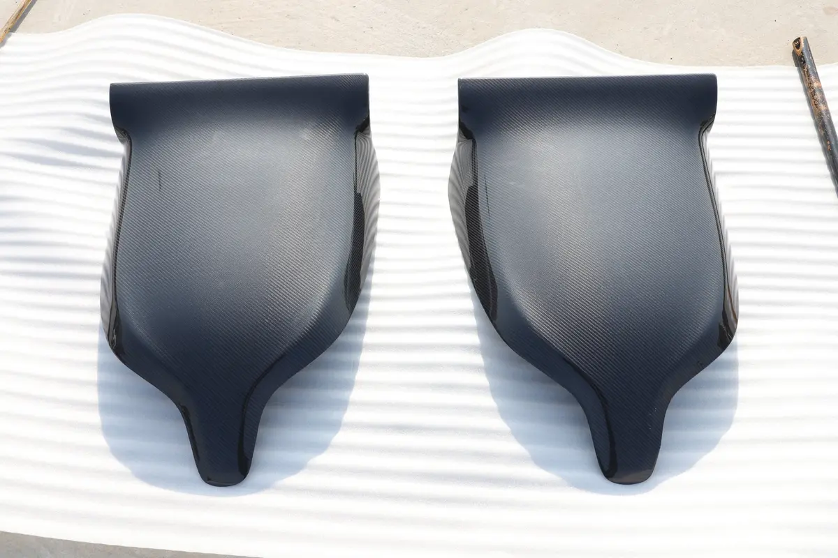 Dynacarbon™️ Carbon Seat Back Cover For Tesla Model X 2017-2019 1