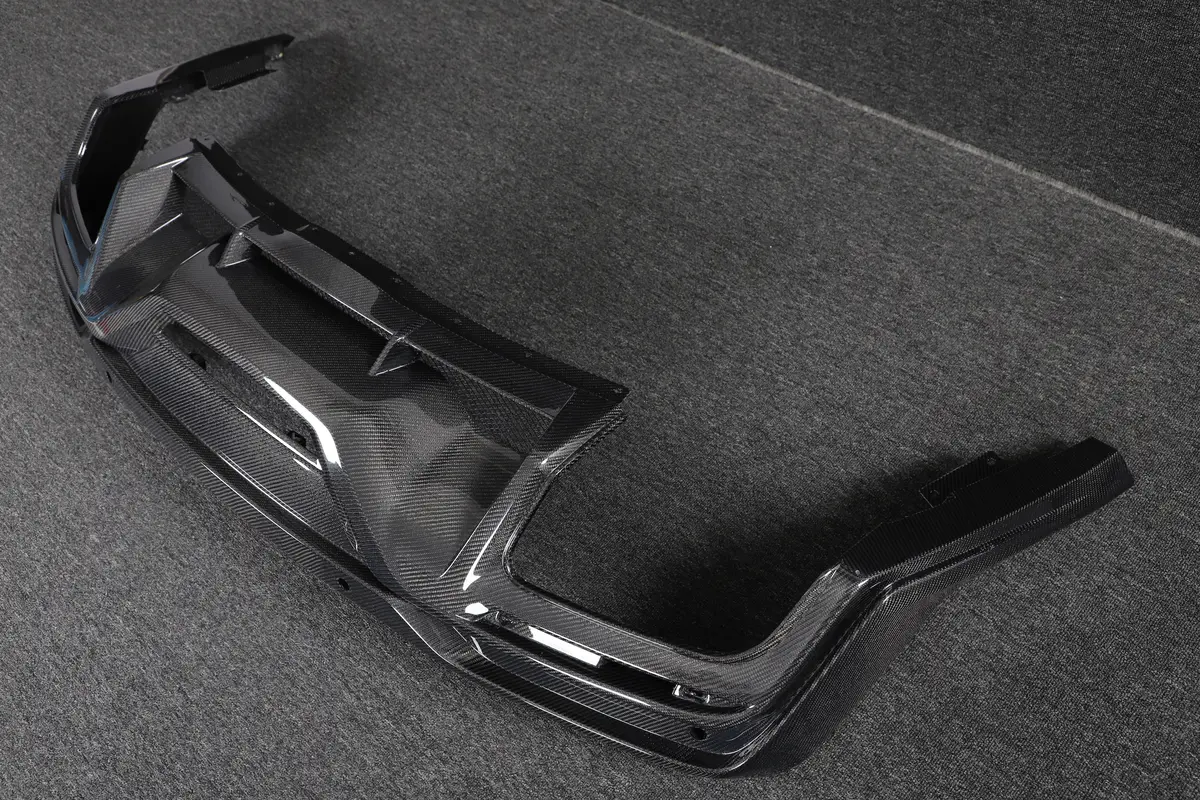 Dynacarbon™️ Carbon Rear Diffuser For Ford Mustang Dark Horse 2024-2026 3