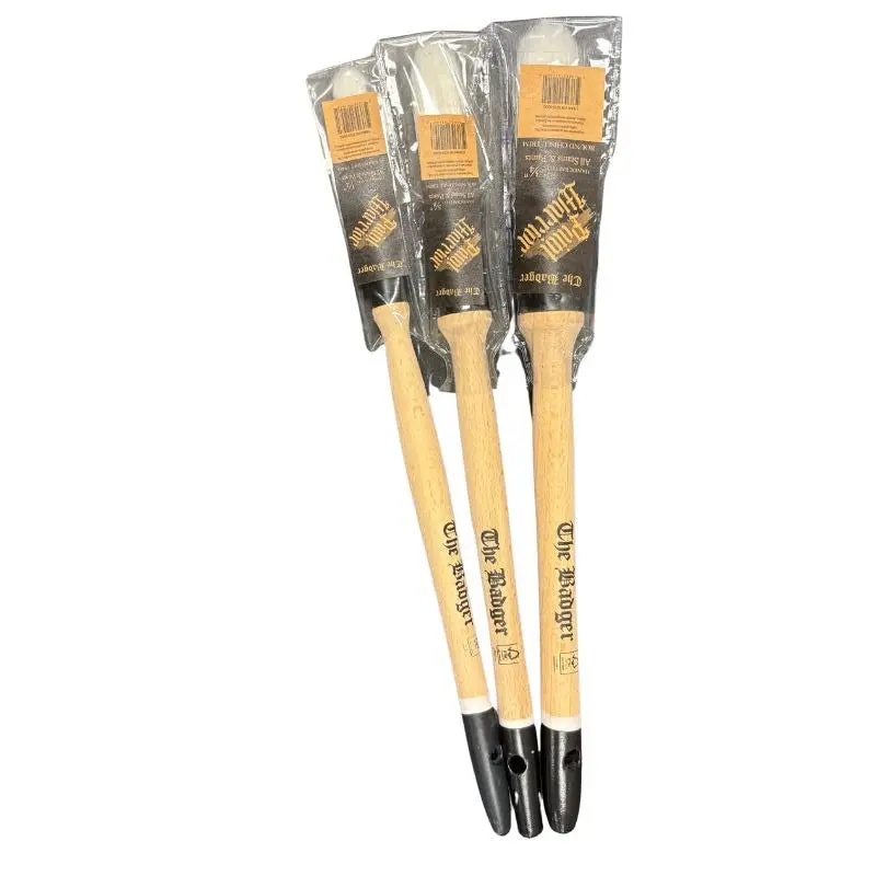Paint Warrior Badger Round Sash Trim Brush 1