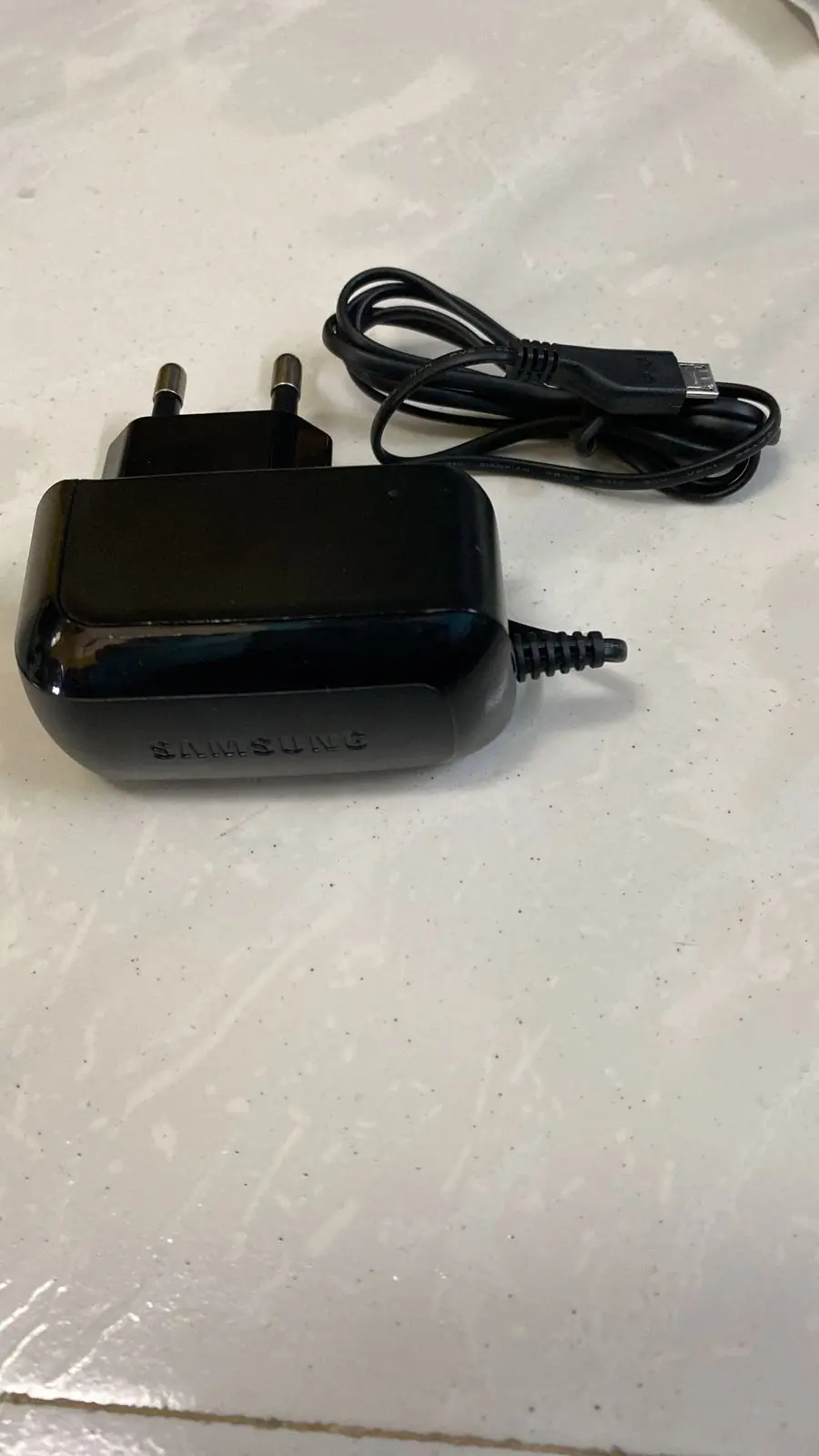 [Unbelievable Deal] Samsung Micro Usb Travel Adapter 4.75V 0.55A Power Supply 1