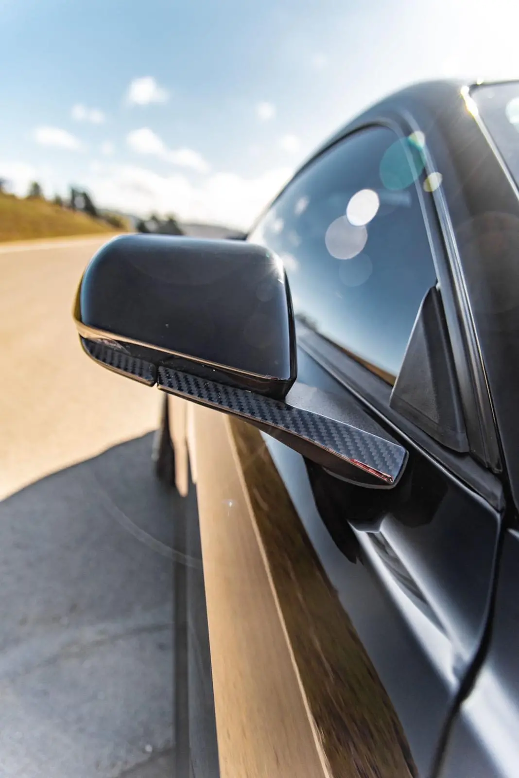 Dynacarbon™️ Carbon Fiber Rearview Mirror Trim Overlay For Ford Mustang 2015-2017 1