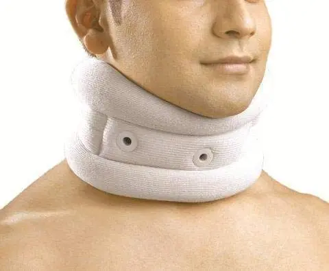 A1 Care Dyna Silco Silver Soft Cervical Collar 1