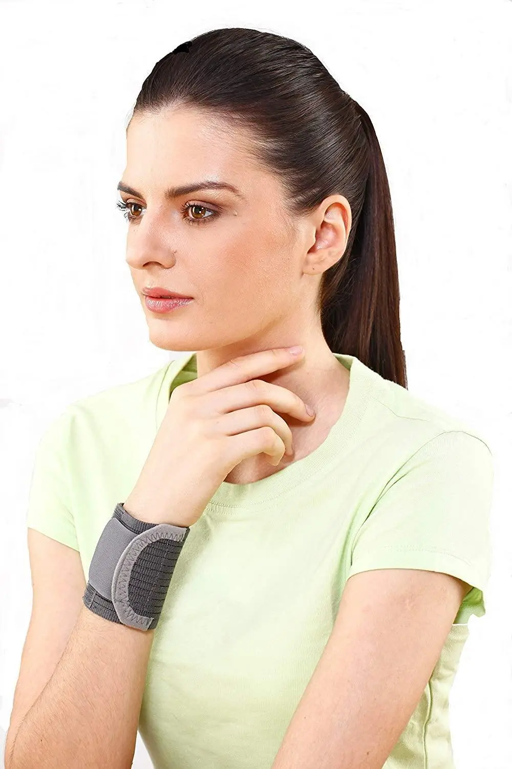 Tynor Wrist Brace With Double Lock E-05 1